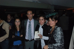 Con sus hijas Camila, Romina y Verónica